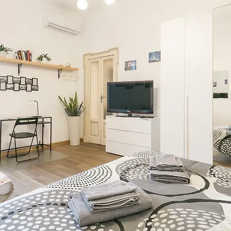 Borsieri 29 - Heart Of Isola Apartment Milan